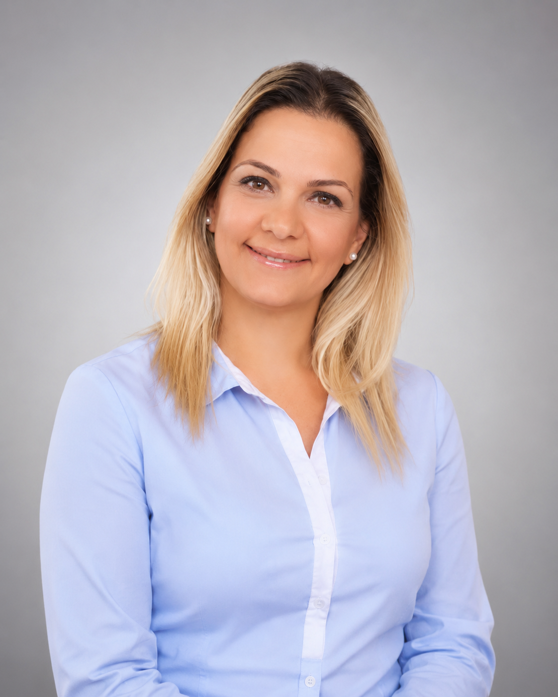 Dr. Esra Savaş